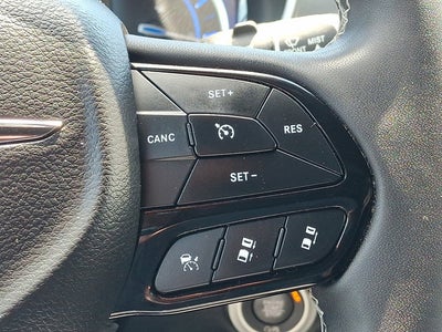 2022 Chrysler Pacifica Hybrid Touring L