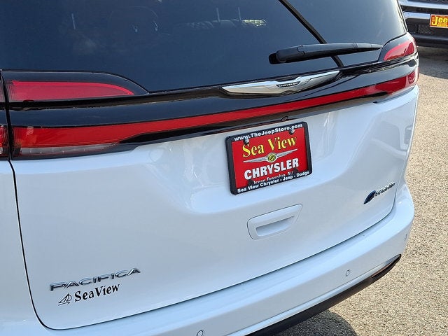 2022 Chrysler Pacifica Hybrid Pinnacle