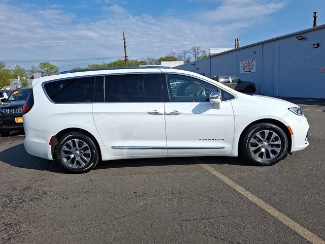 2022 Chrysler Pacifica Hybrid Pinnacle