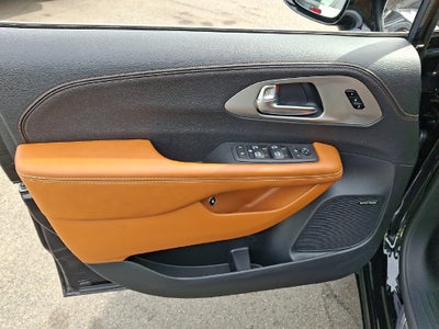 2025 Chrysler Pacifica Hybrid Pinnacle