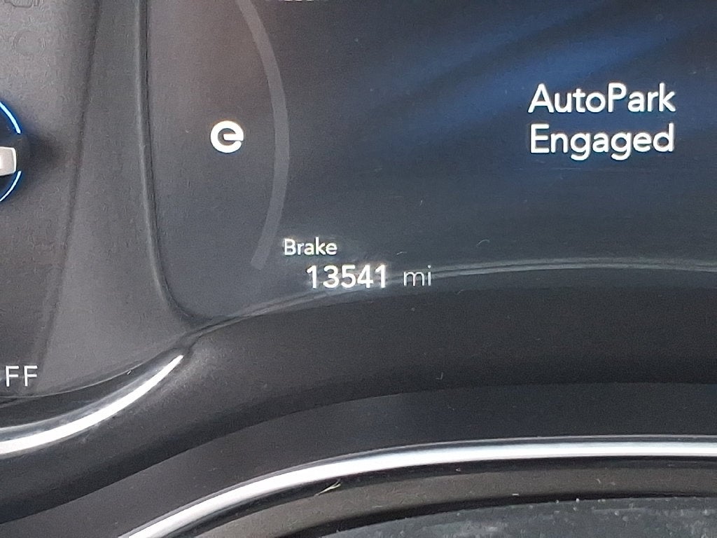 2025 Chrysler Pacifica Hybrid Pinnacle
