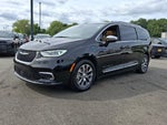 2025 Chrysler Pacifica Hybrid Pinnacle