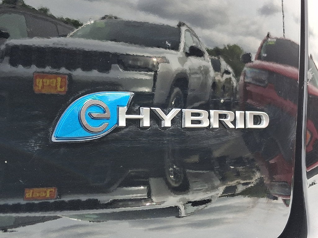 2025 Chrysler Pacifica Hybrid Pinnacle