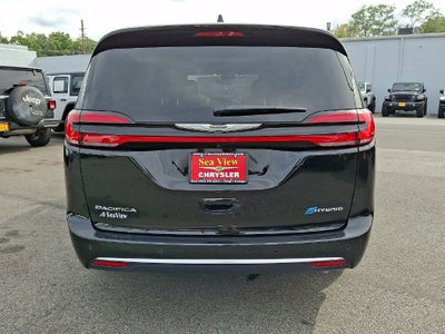 2025 Chrysler Pacifica Hybrid Pinnacle
