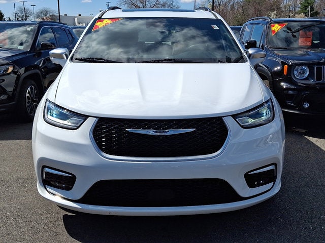 Certified 2024 Chrysler Pacifica PHEV Pinnacle with VIN 2C4RC1N79RR105293 for sale in Ocean Township, NJ