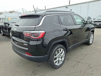 2022 Jeep Compass Latitude Lux