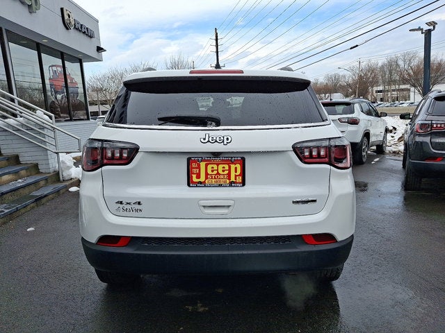 2023 Jeep Compass Latitude Lux