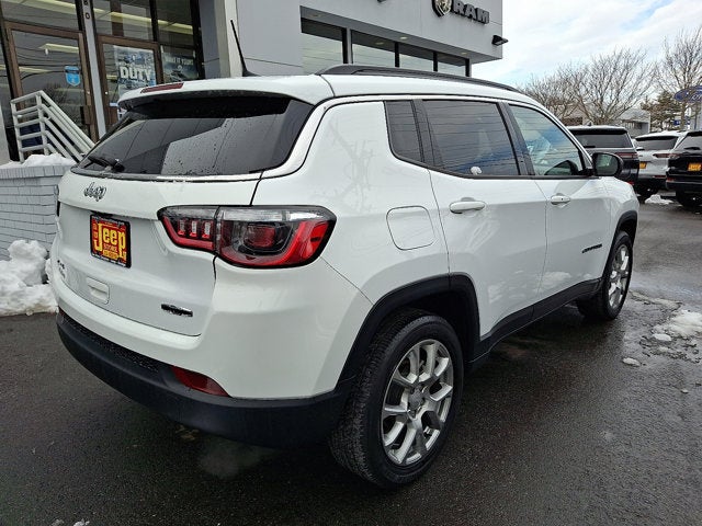 2023 Jeep Compass Latitude Lux