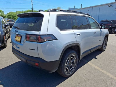 2026 Jeep Cherokee Laredo