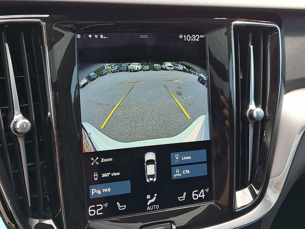2021 Volvo S60 Recharge Plug-In Hybrid T8 R-Design Expression