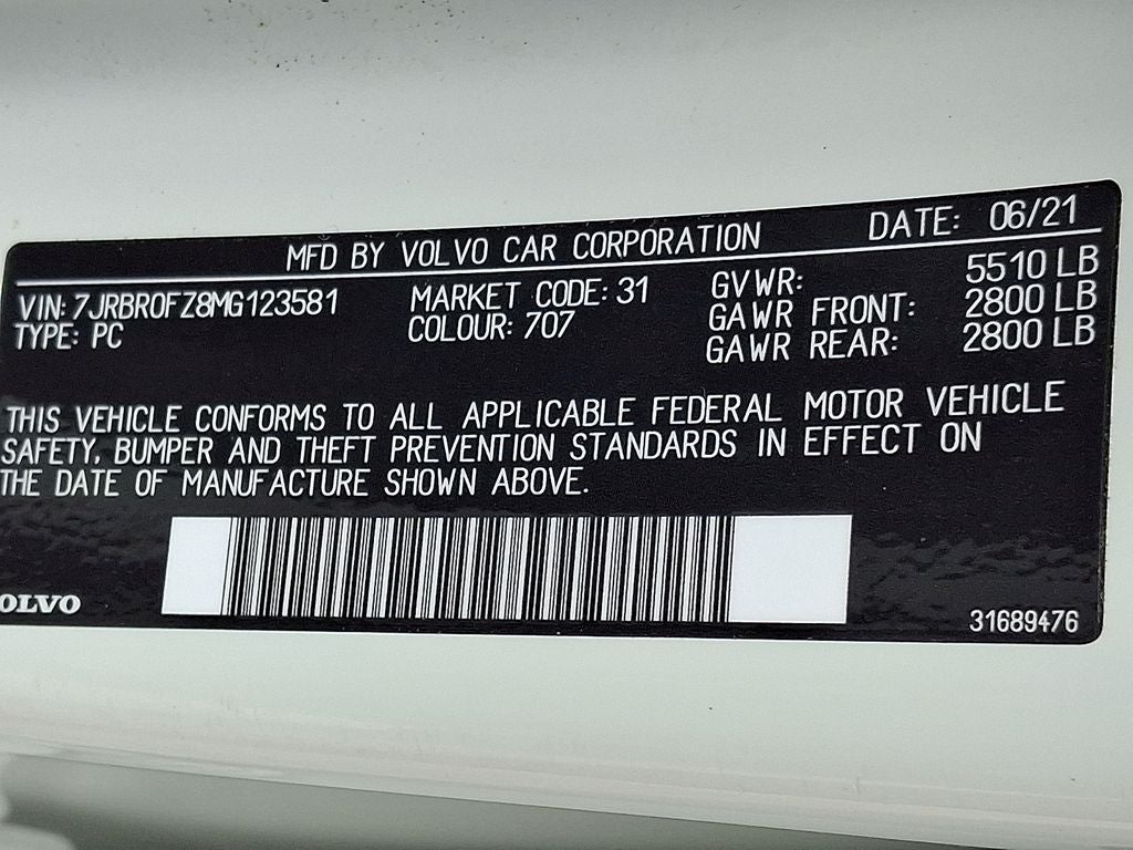 2021 Volvo S60 Recharge Plug-In Hybrid T8 R-Design Expression