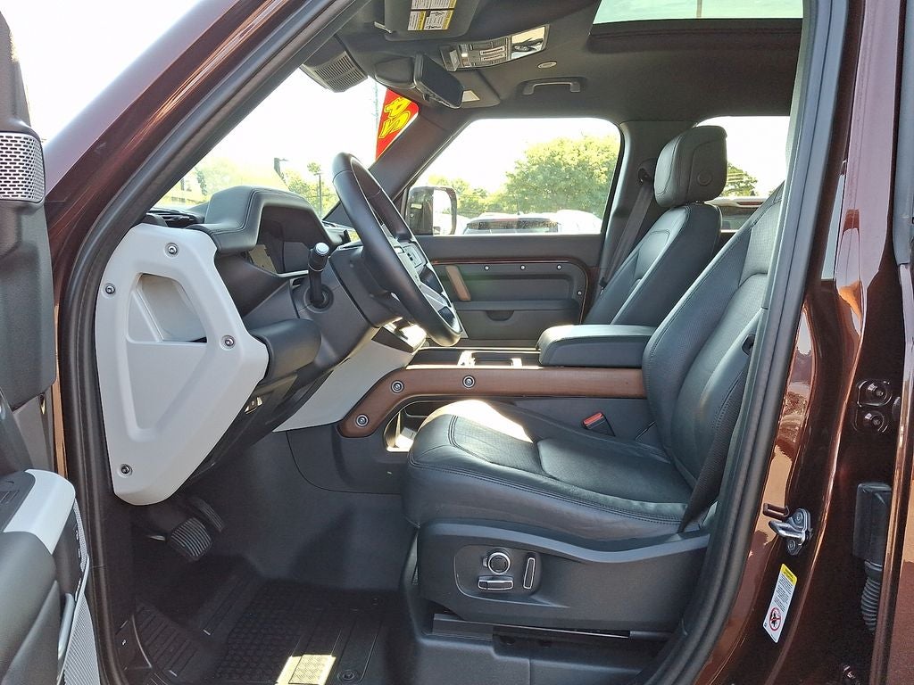 2024 Land Rover Defender 130 S