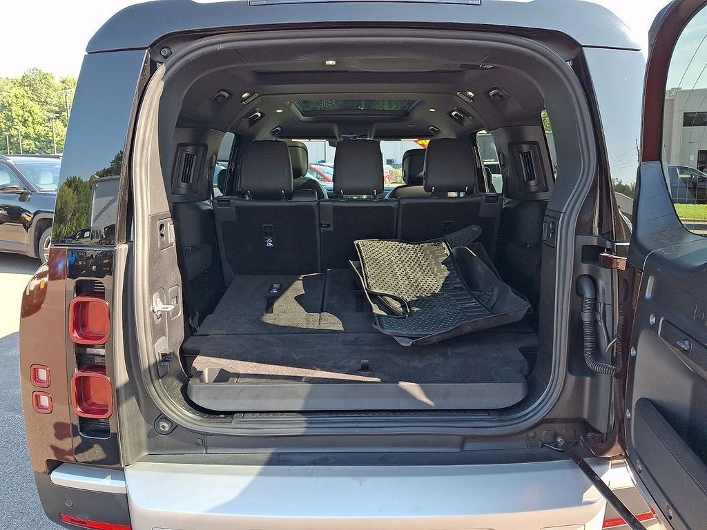 2024 Land Rover Defender 130 S