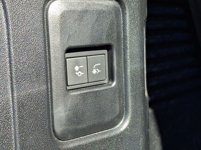 2024 Land Rover Defender 130 S
