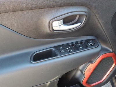 2023 Jeep Renegade Trailhawk