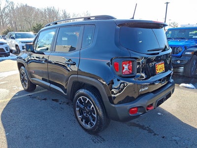 2023 Jeep Renegade Trailhawk